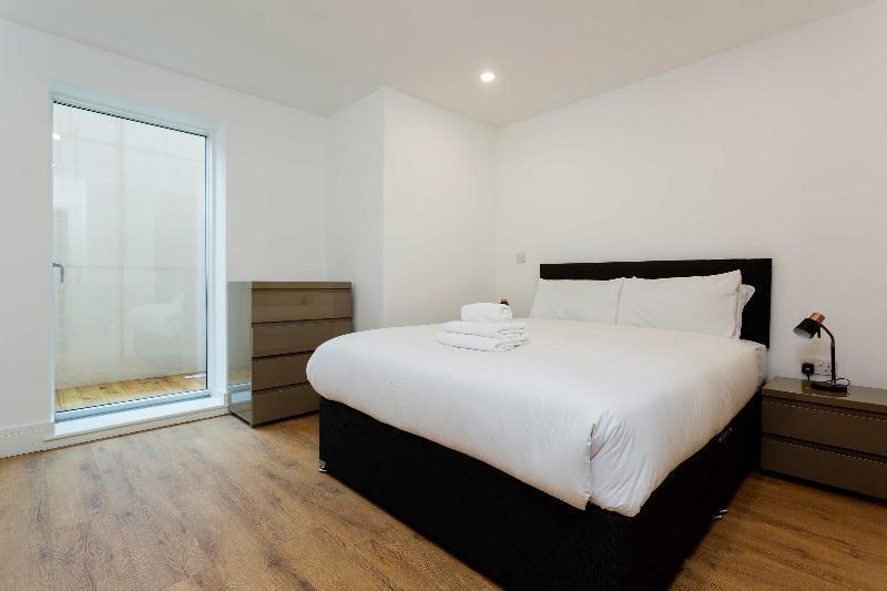 Oyo 136 Kings Ave New Builds 3* Londra